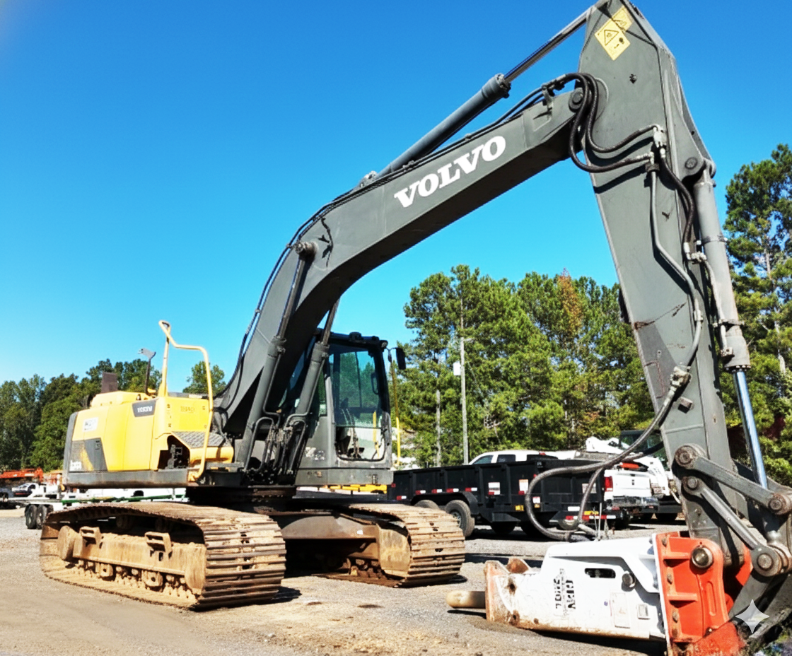 2014 Volvo EC220D 22.6 Ton, 175 hp D6H Engine, 22'0" Depth, 32'6" Reach, Includes Bucket, Used Excavator