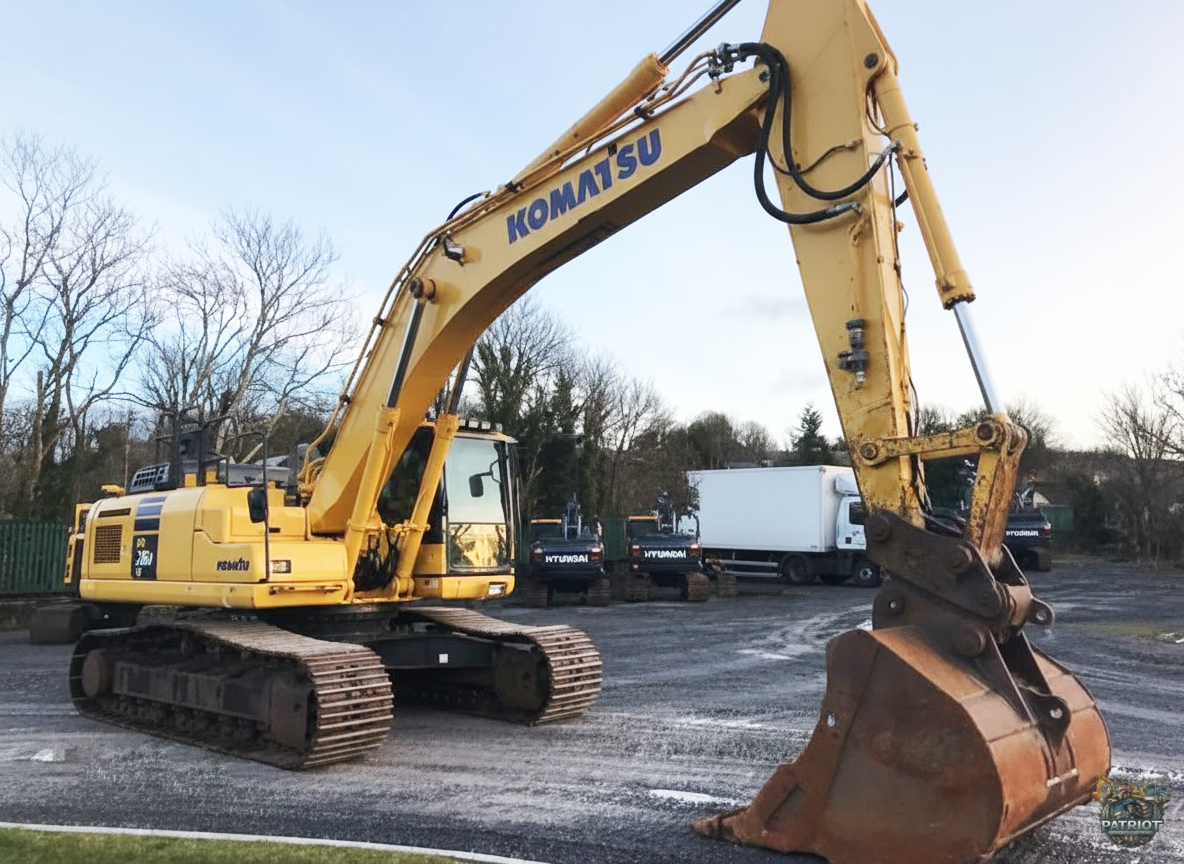 2017 Komatsu PC360 LC-11