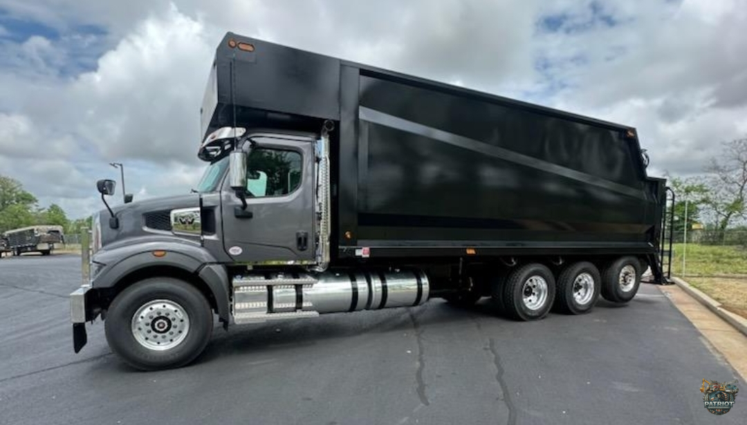 2026 Western Star 47X Grapple Truck