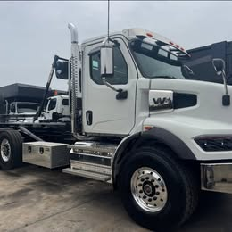 2026 Western Star Tri-Axle Rolloff